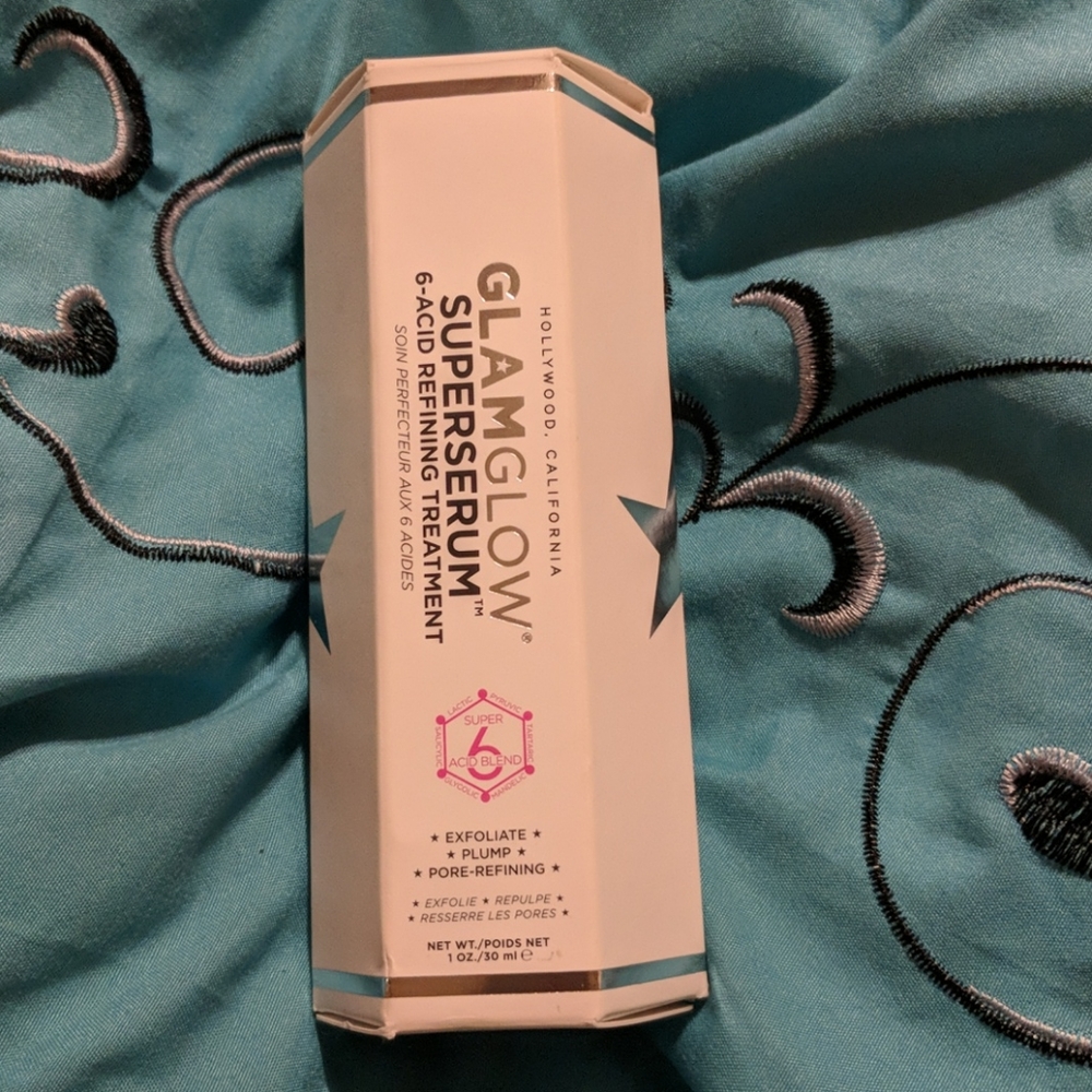 GlamGlow Super Serum